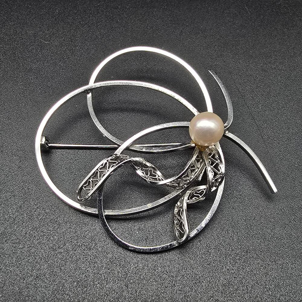 OC Sterling Silver Flower Brooch Loop Design Faux Pearl Vintage Jewelry